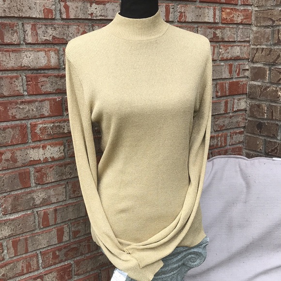 🚨 New RATAELLA Tan Glittery Gold Speckled Turtleneck Blouse - Picture 1 of 7